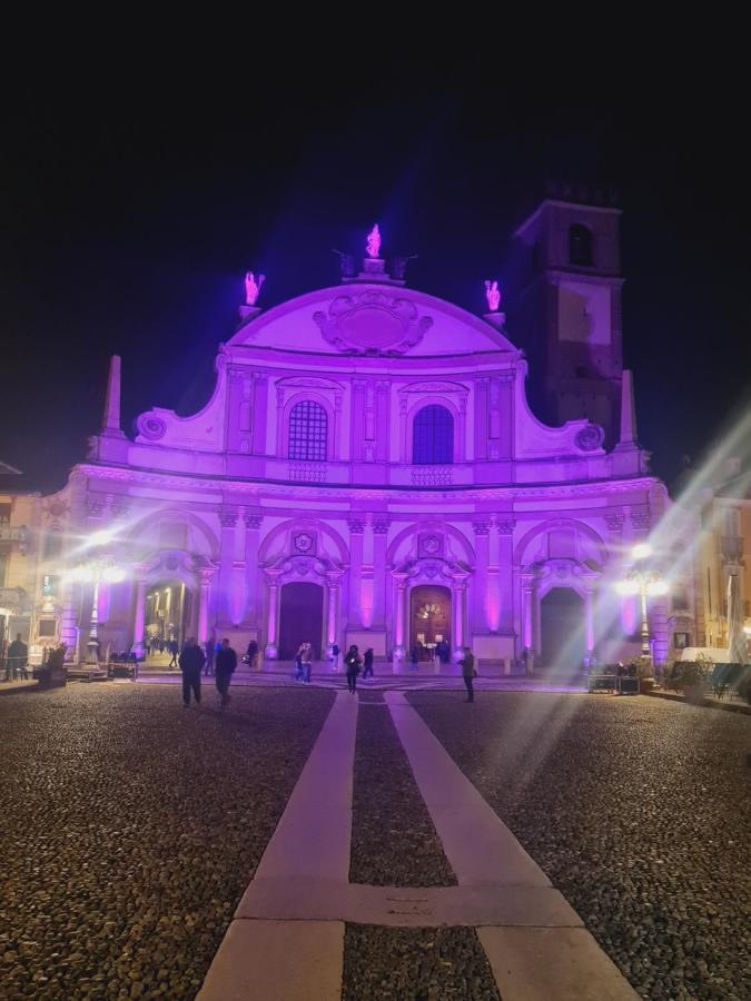 La Casa Di Ida Intero Appartamento Vigevano Eksteriør bilde